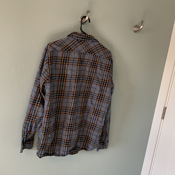 Flannel - Picture 3 of 3